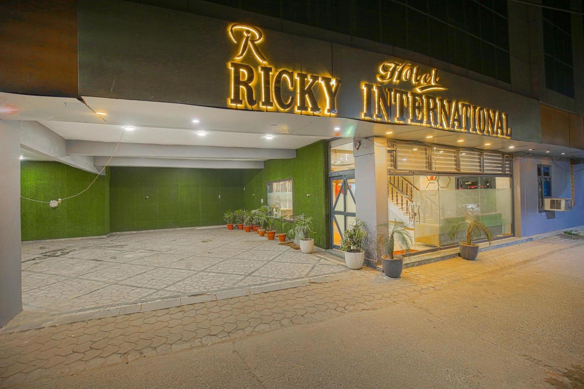 Hotel Ricky International Amritsar Ngoại thất bức ảnh